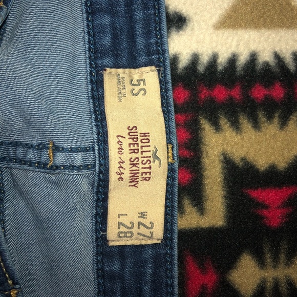 Hollister Jeans - Picture 3 of 3